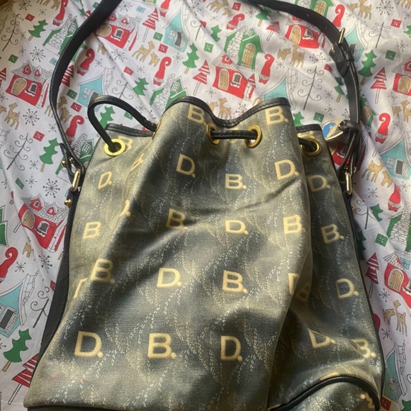 Dooney & Bourke drawstring bag - Picture 3 of 7